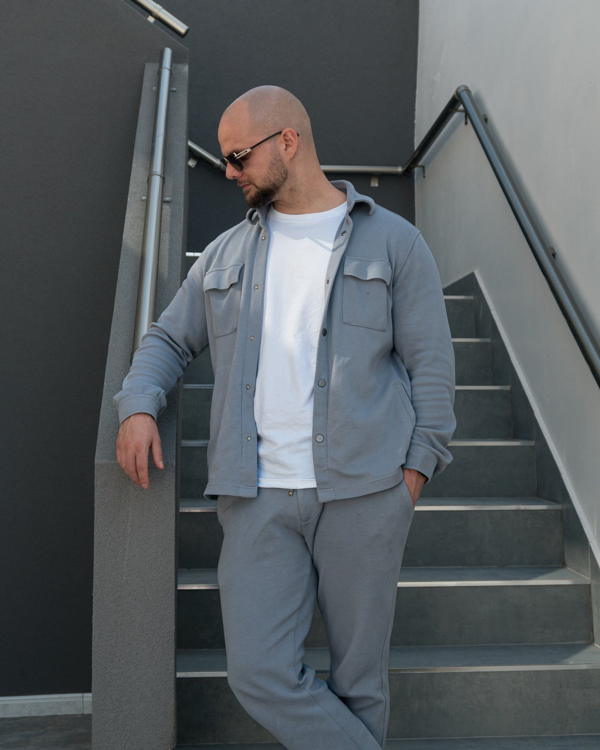 Das Odissea Overshirt – Silbergrau