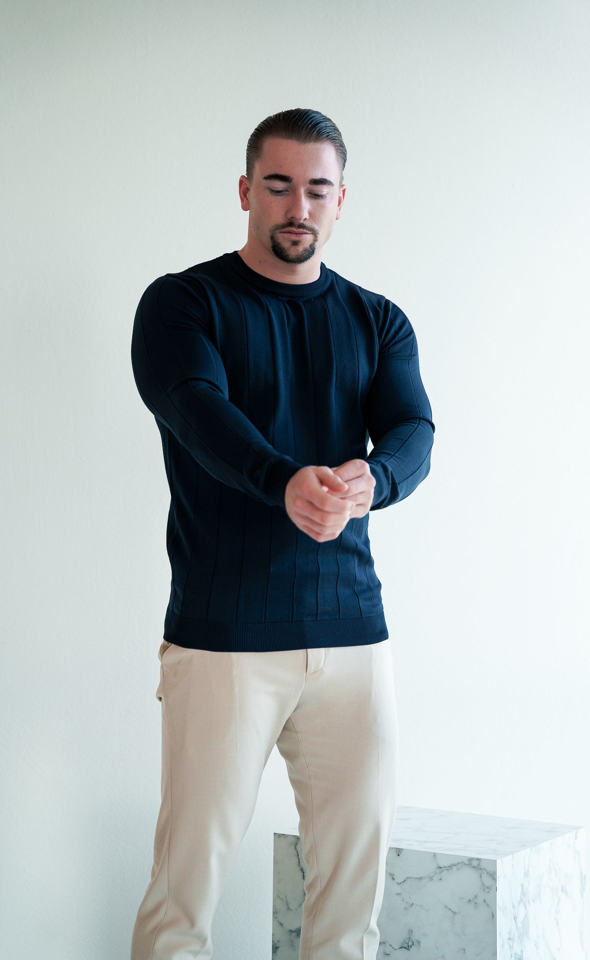 Der Alexander Pullover – Mitternachtstinte
