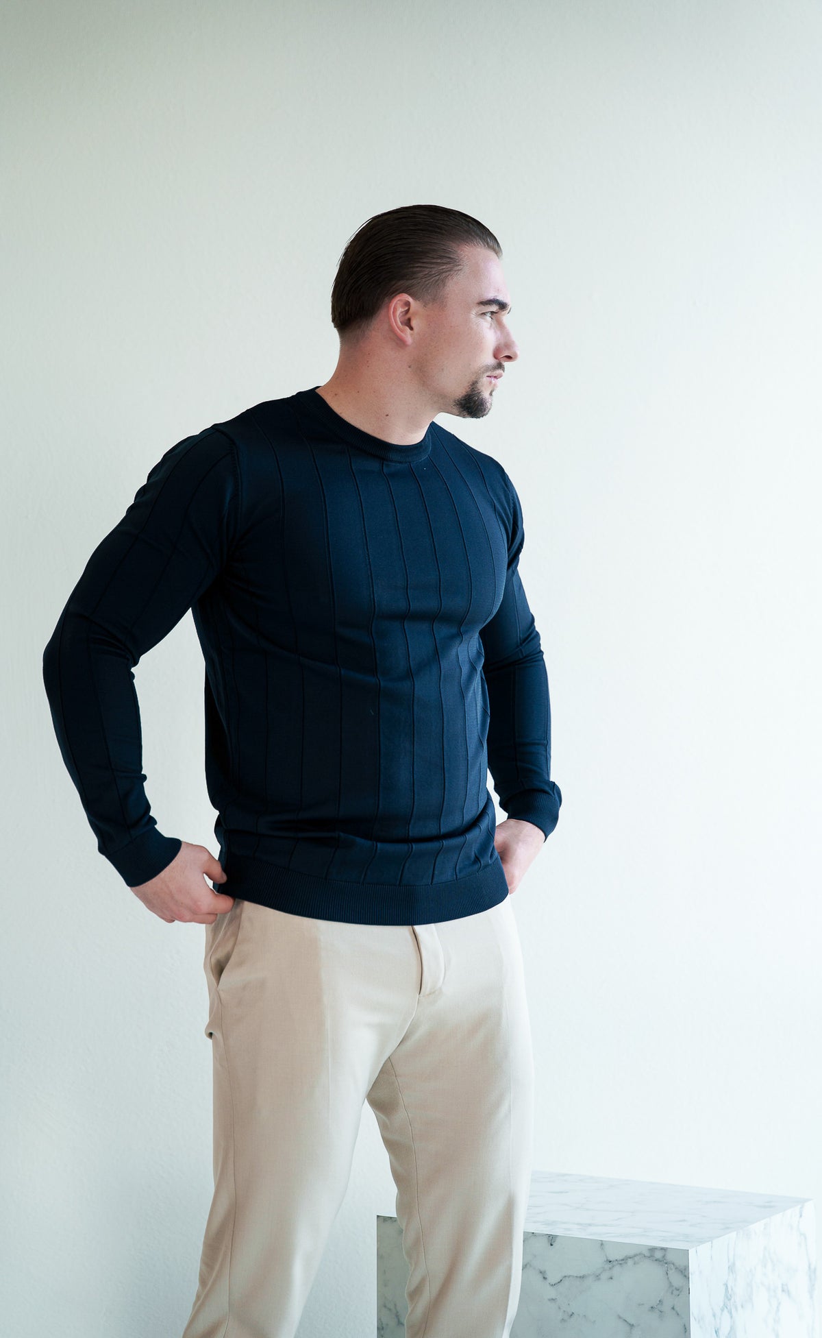 Der Alexander Pullover – Mitternachtstinte